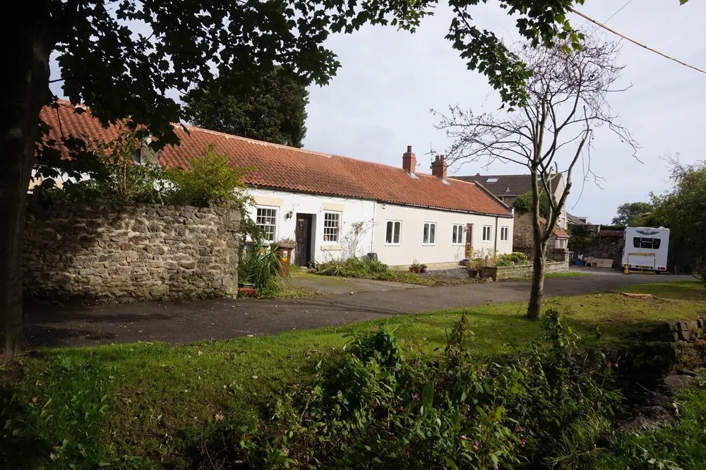 Cottages off Front Street, Hart